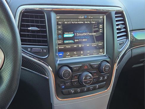 Used 2018 Jeep Grand Cherokee SRT w/ Trailer Tow Group IV image 15