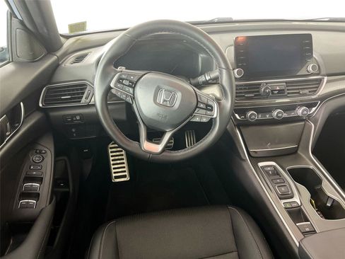 Used 2022 Honda Accord Sport image 22