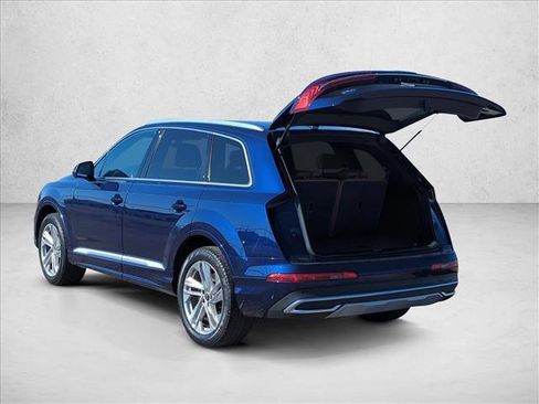 Used 2021 Audi Q7 2.0T Premium Plus w/ Executive Package image 7