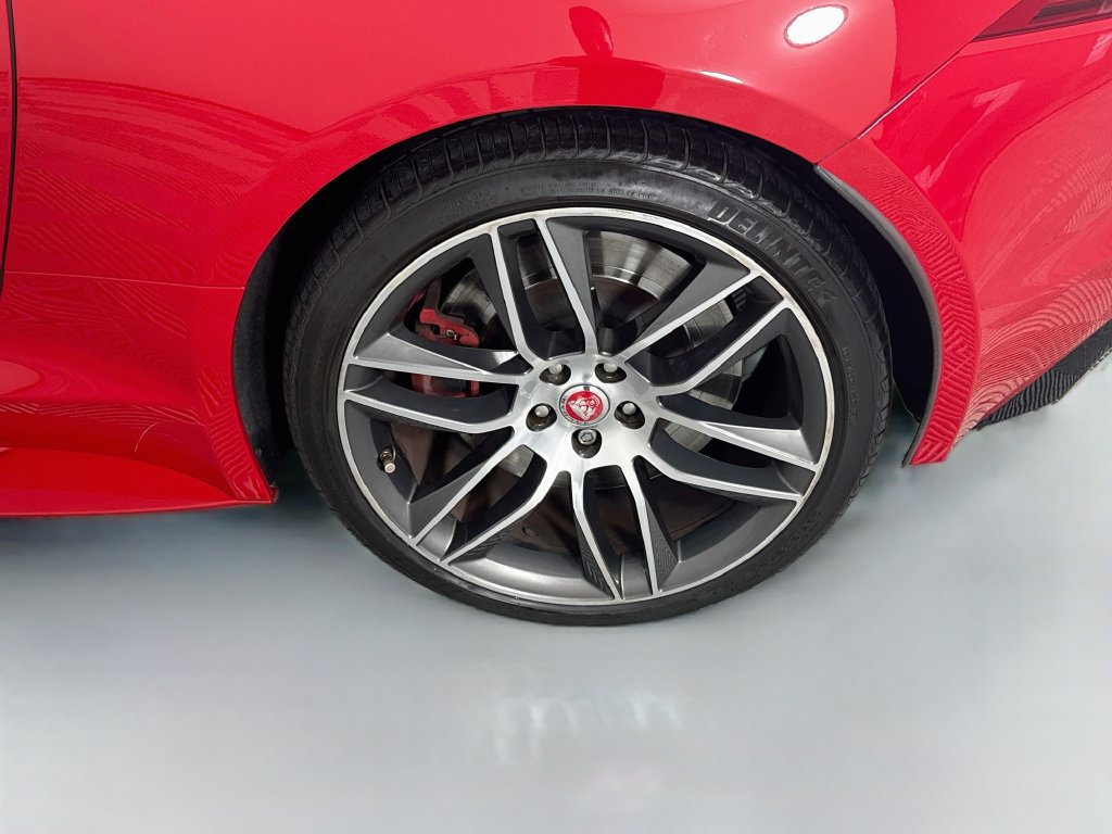 Used 2017 Jaguar F-TYPE R AWD/4WD image 22