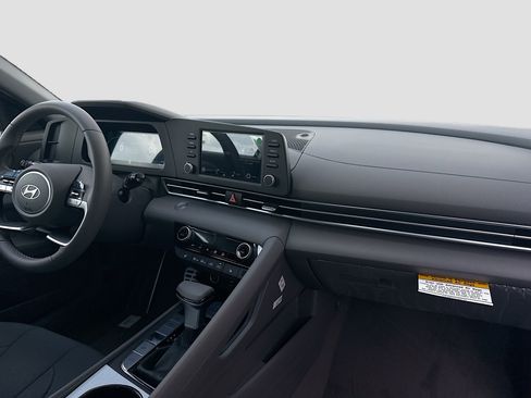 New 2026 Hyundai Elantra SEL Sport image 21