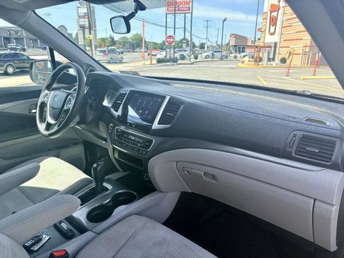Used 2016 Honda Pilot EX image 35