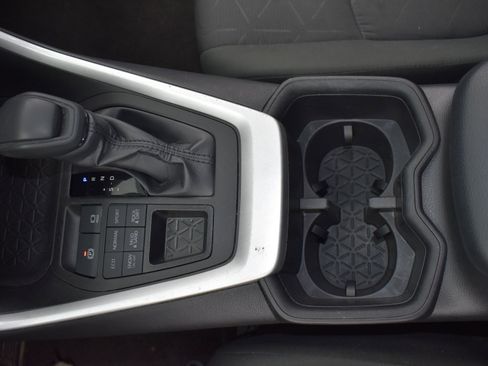 Used 2023 Toyota RAV4 XLE image 18