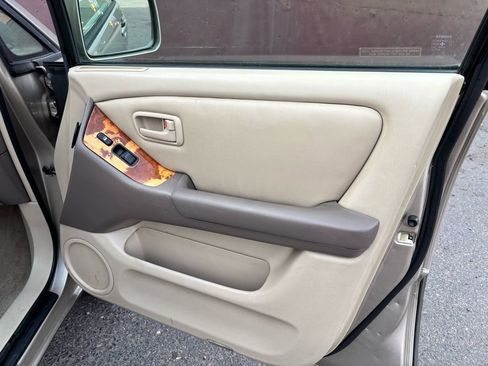 Used 2000 Lexus RX 300 FWD image 21
