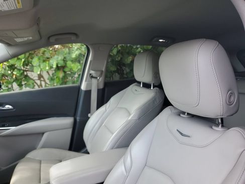Used 2022 Cadillac XT4 Premium Luxury w/ Safety Alert Package FWD image 21
