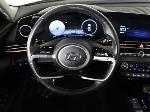 Used 2023 Hyundai Elantra Limited FWD image 20