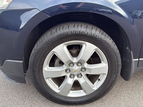 Used 2017 Chevrolet Traverse LT w/ Style and Technology Package FWD image 16