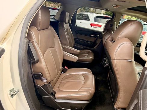 Used 2014 GMC Acadia SLT AWD/4WD image 17