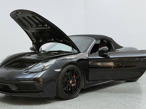 Used 2022 Porsche 718 Boxster GTS image 8