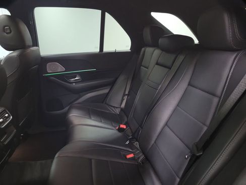 Used 2022 Mercedes-Benz GLE 350 4MATIC w/ Premium Package image 21