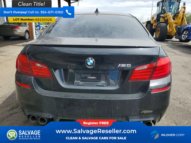 Used 2013 BMW M5 w/ Executive Pkg RWD image 8