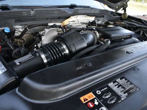 Used 2019 GMC Sierra 3500 SLT w/ Duramax Plus Package image 19