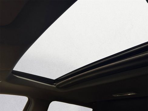 Used 2023 Chevrolet Silverado 2500 High Country image 25