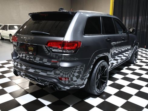 Used 2019 Jeep Grand Cherokee SRT AWD/4WD image 20