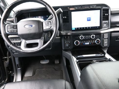 Used 2024 Ford F350 Lariat w/ Chrome Package image 14