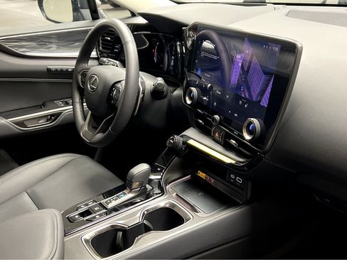 Certified 2026 Lexus NX 350h AWD w/ Accessory Package (2T) image 28