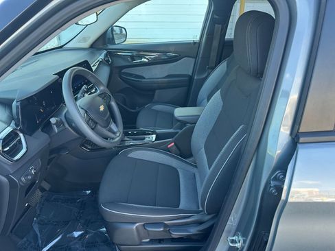 Used 2025 Chevrolet TrailBlazer LT image 24