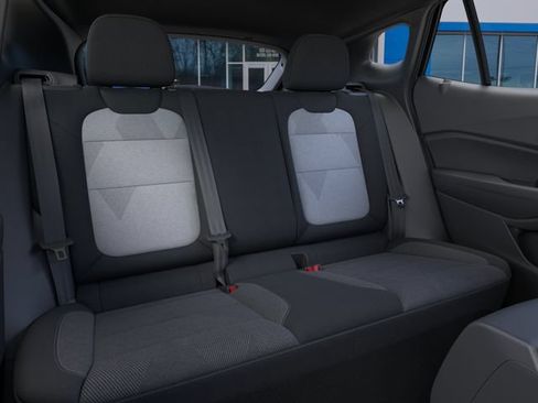 New 2026 Chevrolet Trax RS w/ Sunroof Package FWD image 17