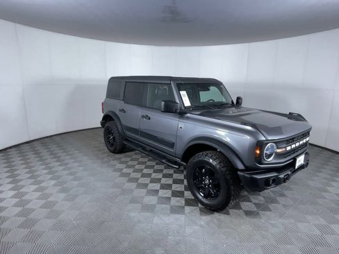 Used 2025 Ford Bronco Big Bend w/ Black Diamond Package AWD/4WD image 2