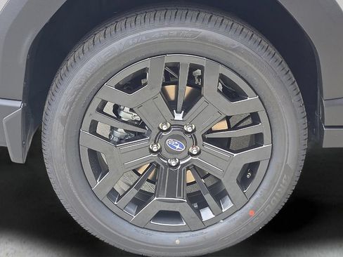 Certified 2026 Subaru Outback Limited XT AWD/4WD image 8