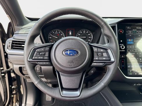 Used 2025 Subaru Forester Limited AWD/4WD image 27