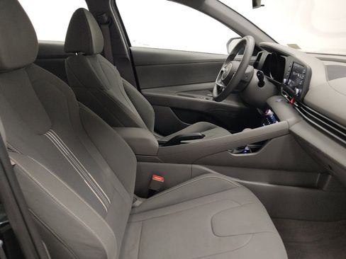 Used 2023 Hyundai Elantra SEL FWD image 21