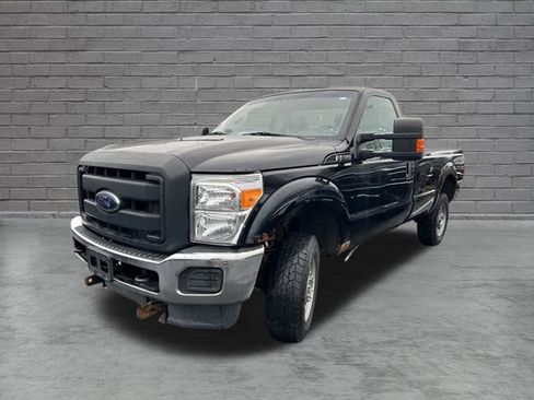 Used 2016 Ford F250 XL w/ Power Equipment Group AWD/4WD image 3