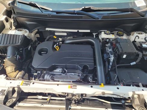 Used 2024 Chevrolet Equinox RS FWD image 31