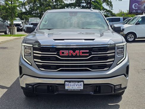 Used 2025 GMC Sierra 1500 SLT AWD/4WD image 8