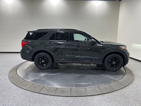 Certified 2023 Ford Explorer XLT w/ Equipment Group 202A image 6