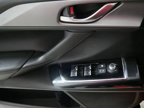 Used 2019 MAZDA CX-9 Touring image 19