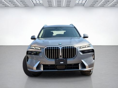 Used 2026 BMW X7 xDrive40i AWD/4WD image 4
