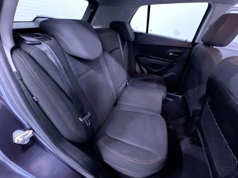 Used 2019 Chevrolet Trax LS w/ Tint and Cruise Package AWD/4WD image 35