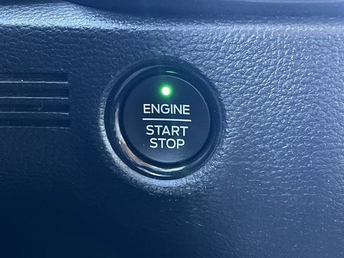 Used 2019 Ford Ranger Lariat w/ Technology Package image 11