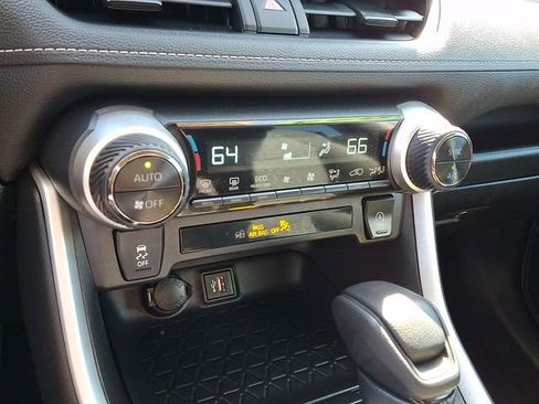 Certified 2024 Toyota RAV4 XLE FWD image 15