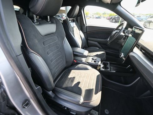 Certified 2021 Ford Mustang Mach-E GT image 25