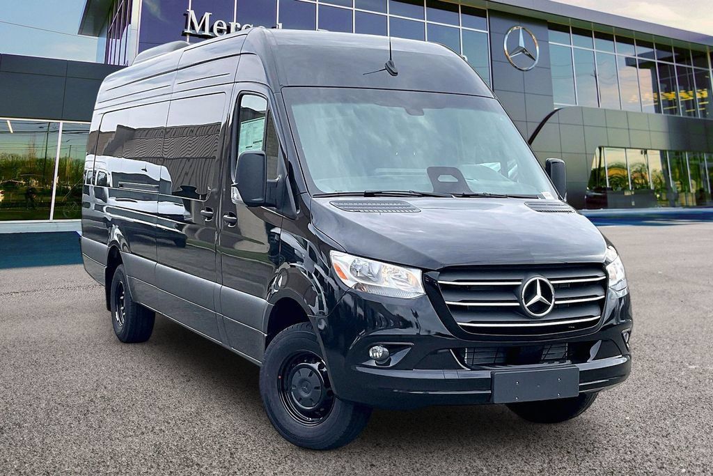 New 2026 Mercedes-Benz Sprinter 3500 image 1