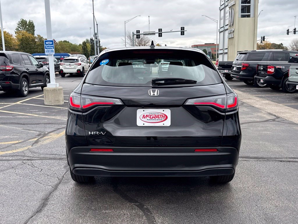 Certified 2024 Honda HR-V LX image 10