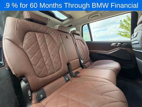 Used 2026 BMW X7 xDrive40i AWD/4WD image 49