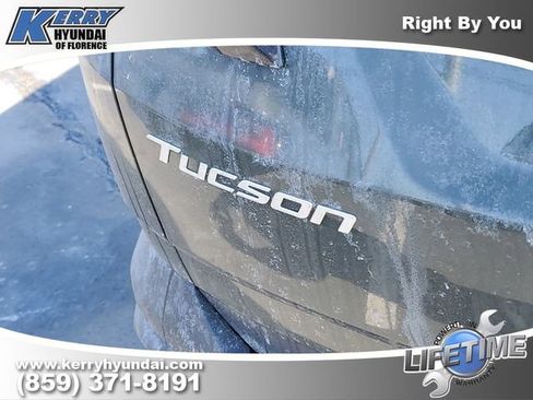 New 2026 Hyundai Tucson SE image 8