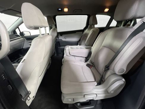 Used 2023 Honda Odyssey EX image 23