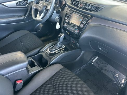 Certified 2022 Nissan Rogue Sport S image 16