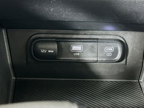 Used 2024 Kia Sportage LX image 25