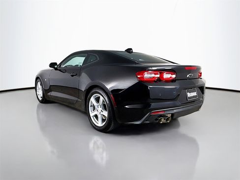 Used 2021 Chevrolet Camaro LT image 5