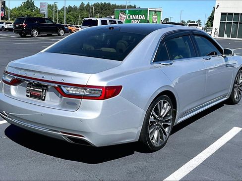Used 2017 Lincoln Continental Reserve FWD image 6