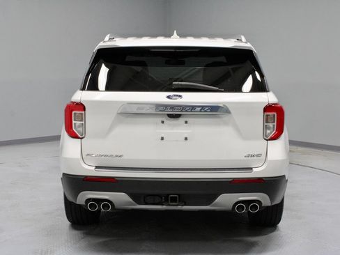 Used 2023 Ford Explorer Platinum w/ Technology Package AWD/4WD image 12
