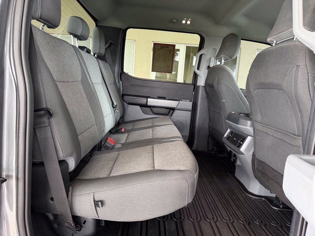 Used 2024 Ford F350 XLT w/ Camper Package AWD/4WD image 30