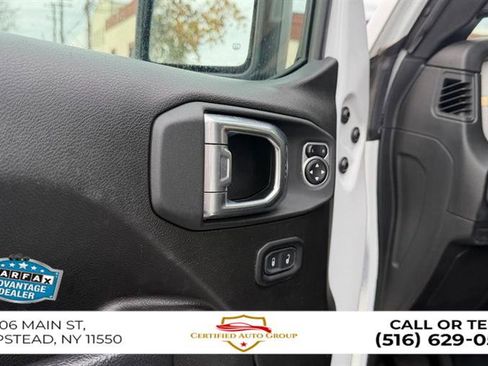 Used 2024 Jeep Wrangler Sport S image 13