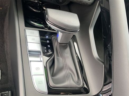 New 2025 Hyundai Elantra Blue image 12