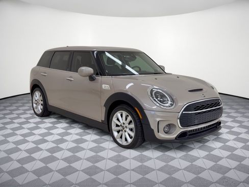 Used 2023 MINI Cooper Clubman S w/ Premium Package FWD image 7